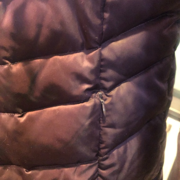 Tahari Fox Fur-Trimmed Down Coat-Small. Mint! - Picture 4 of 8